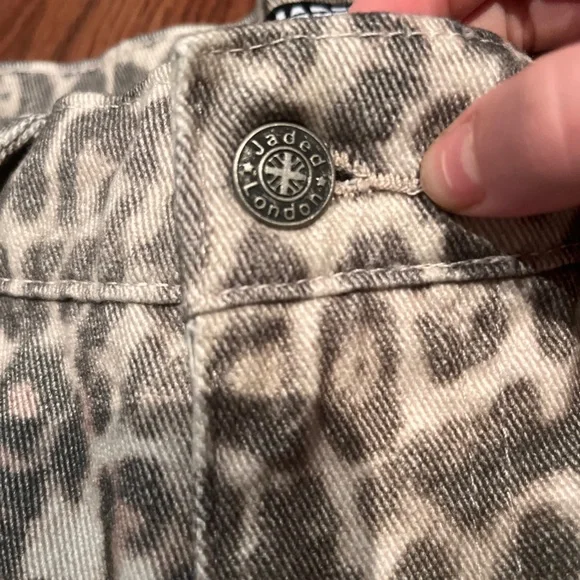Jaded London Collossus Leopard Print Baggy Jeans - Picture 3 of 6